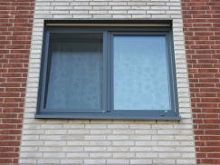 PaX Kunststoff-Fenster in dunkelgrau