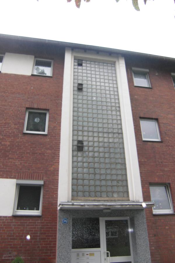 Glasbausteine Mehrfamilienhaus